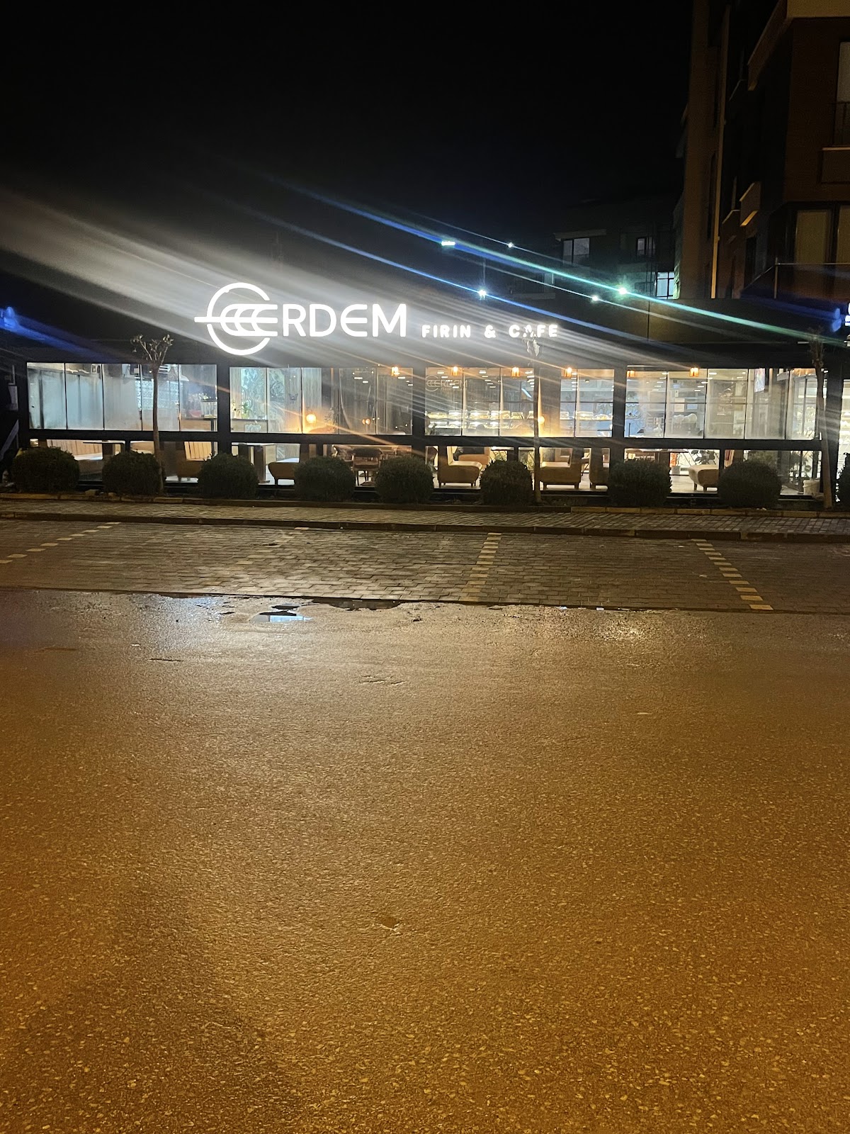 Erdem Cafe & Fırın - Fotoğraf 3